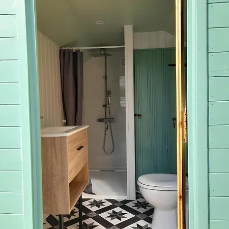 Bellevues Glamping And * Mérignac