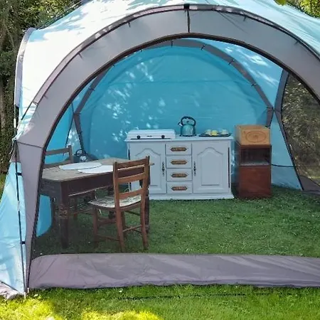 Luxe tent Bellevues Glamping And *