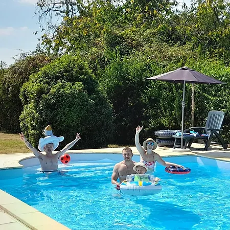 Οργανωμένο κάμπινγκ Bellevues Glamping And Mérignac